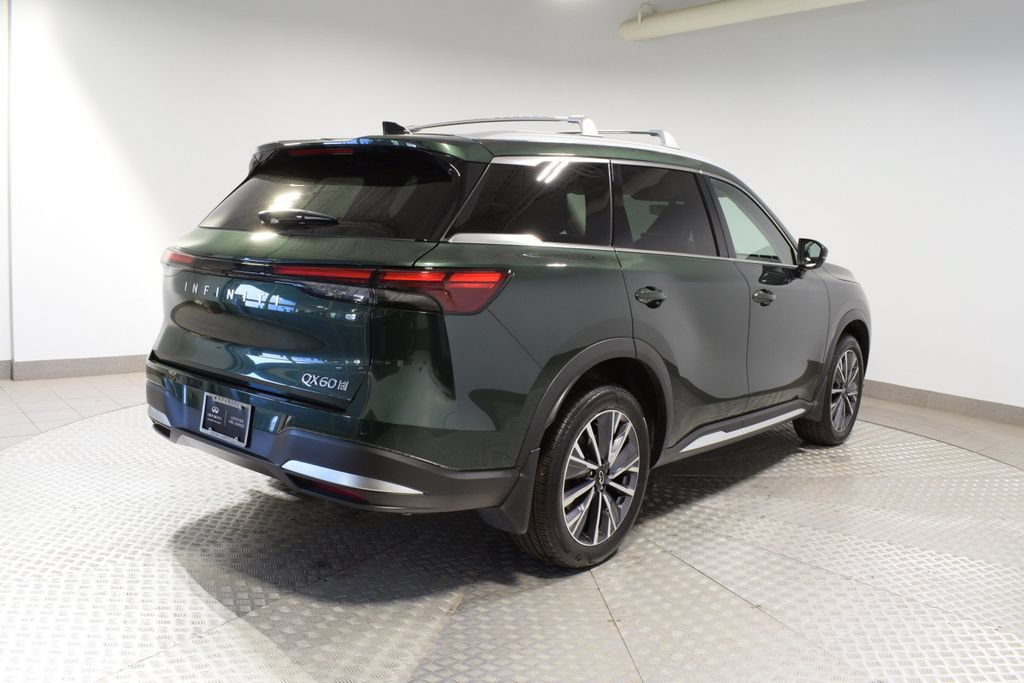 Certified 2026 INFINITI QX60 Luxe w/ Family Package AWD/4WD image 11