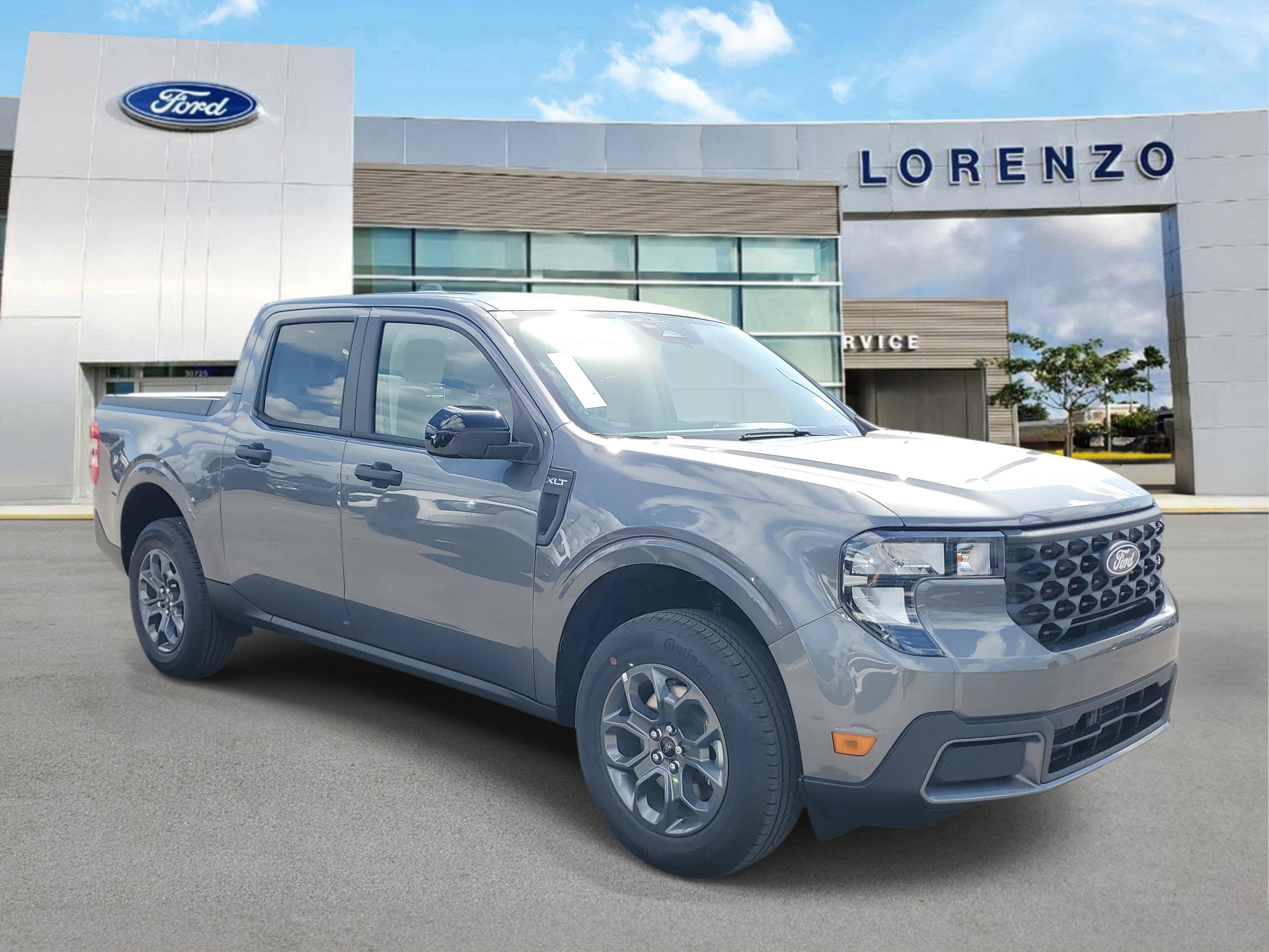 New 2026 Ford Maverick XLT w/ XLT Luxury Package FWD image 3