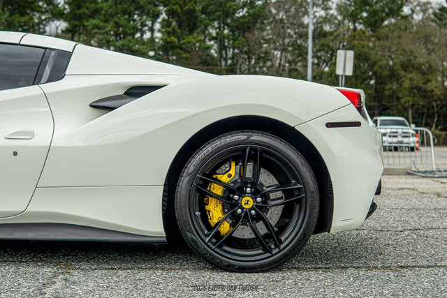 Used 2017 Ferrari 488 Spider image 5