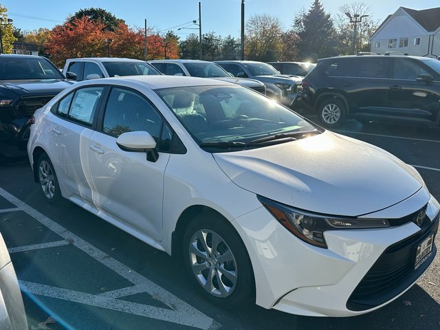 New 2026 Toyota Corolla LE image 2