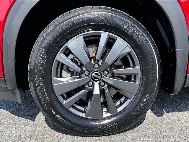 Used 2023 Nissan Pathfinder SV image 7