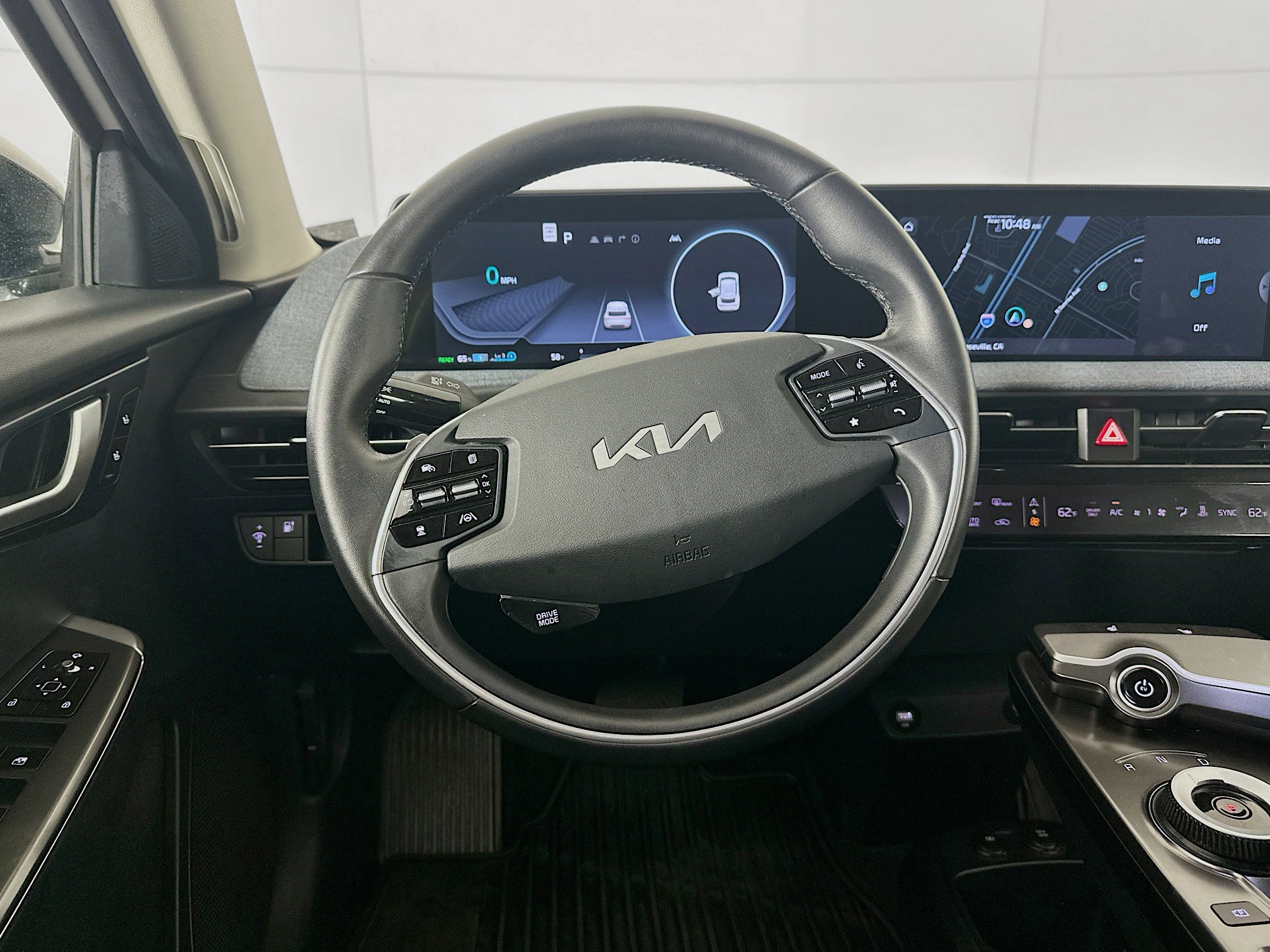 Used 2022 Kia EV6 Light image 18