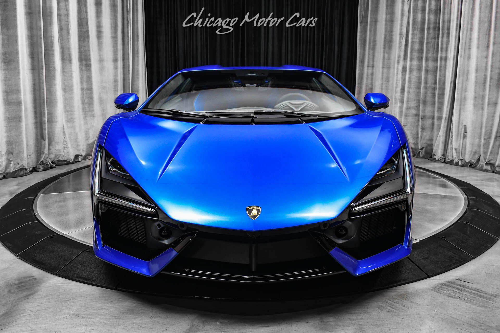 Used 2025 Lamborghini Revuelto image 7