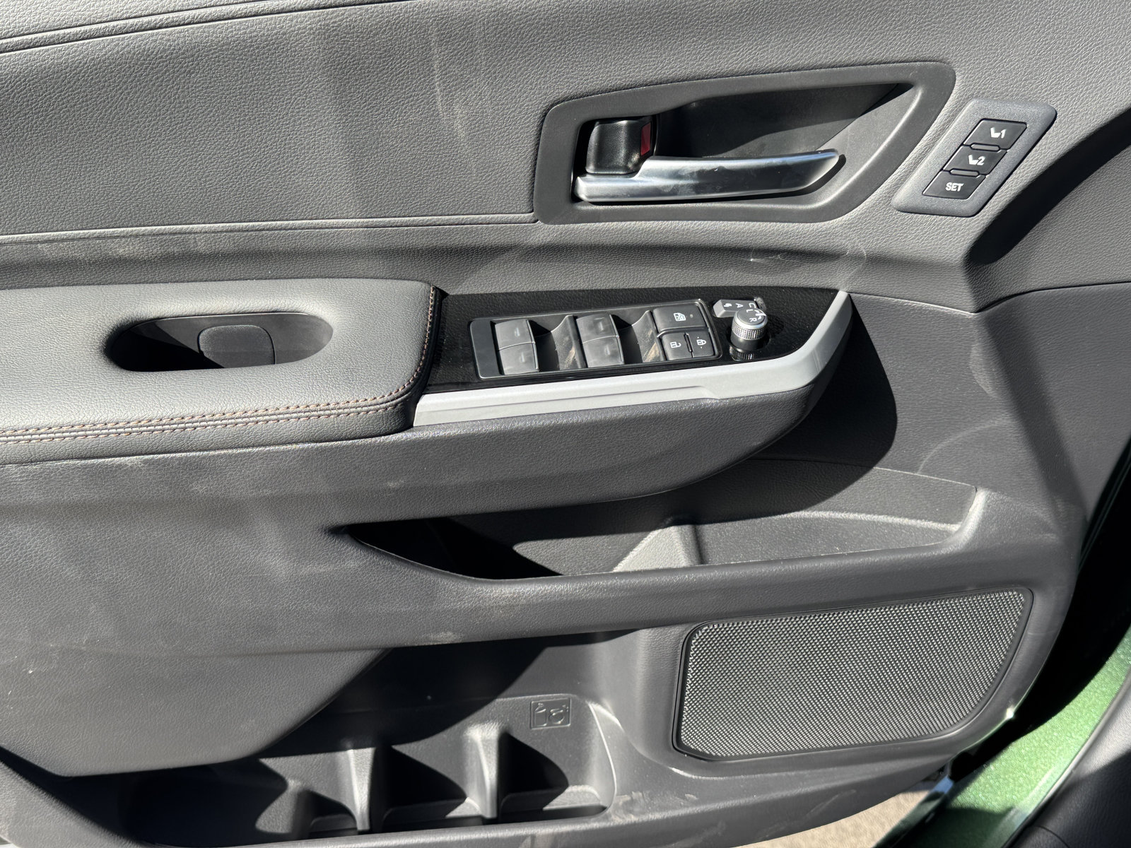 New 2026 Toyota Sienna Limited FWD image 18