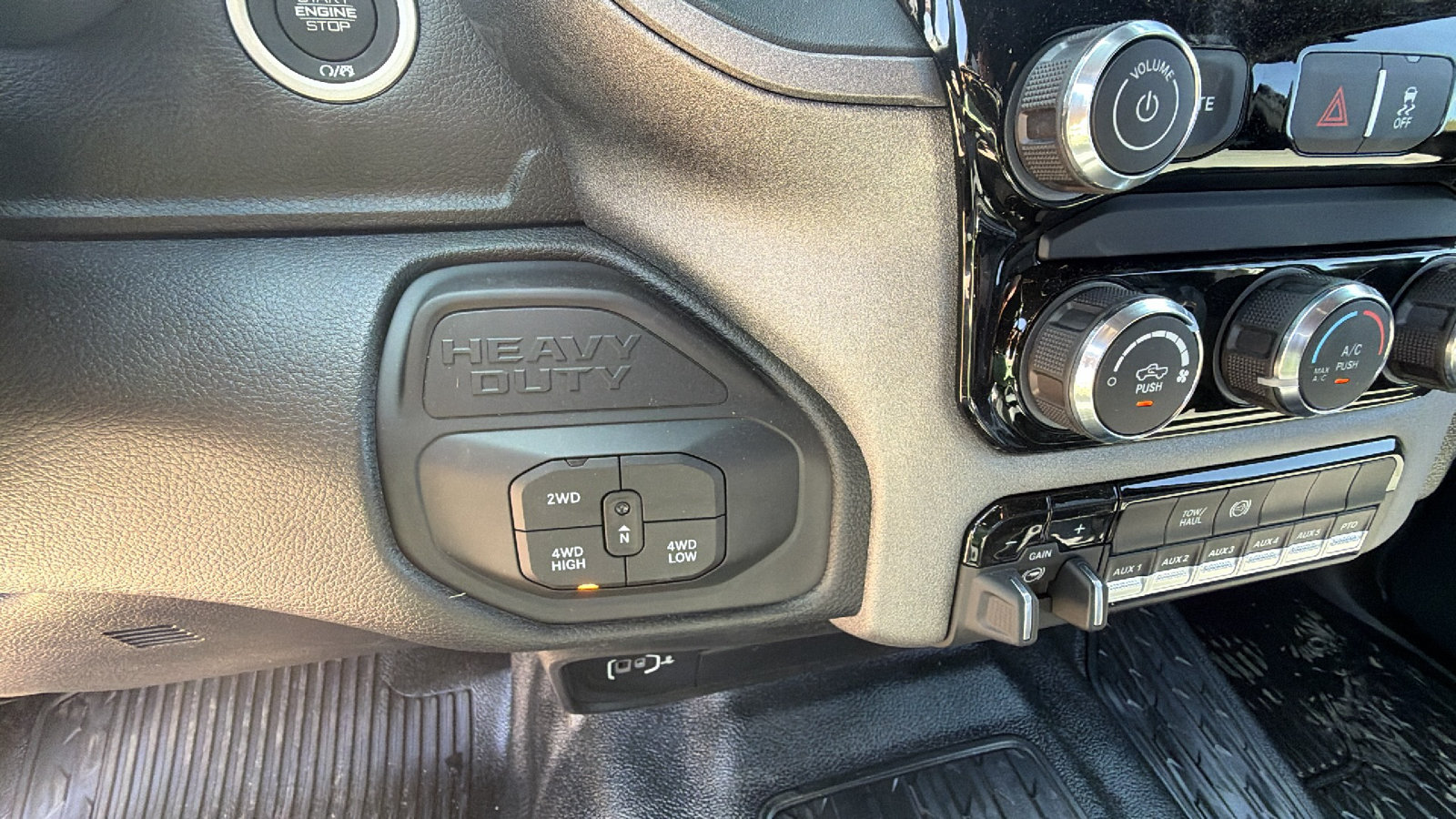 New 2026 RAM 5500 Tradesman w/ Chrome Appearance Group AWD/4WD image 26