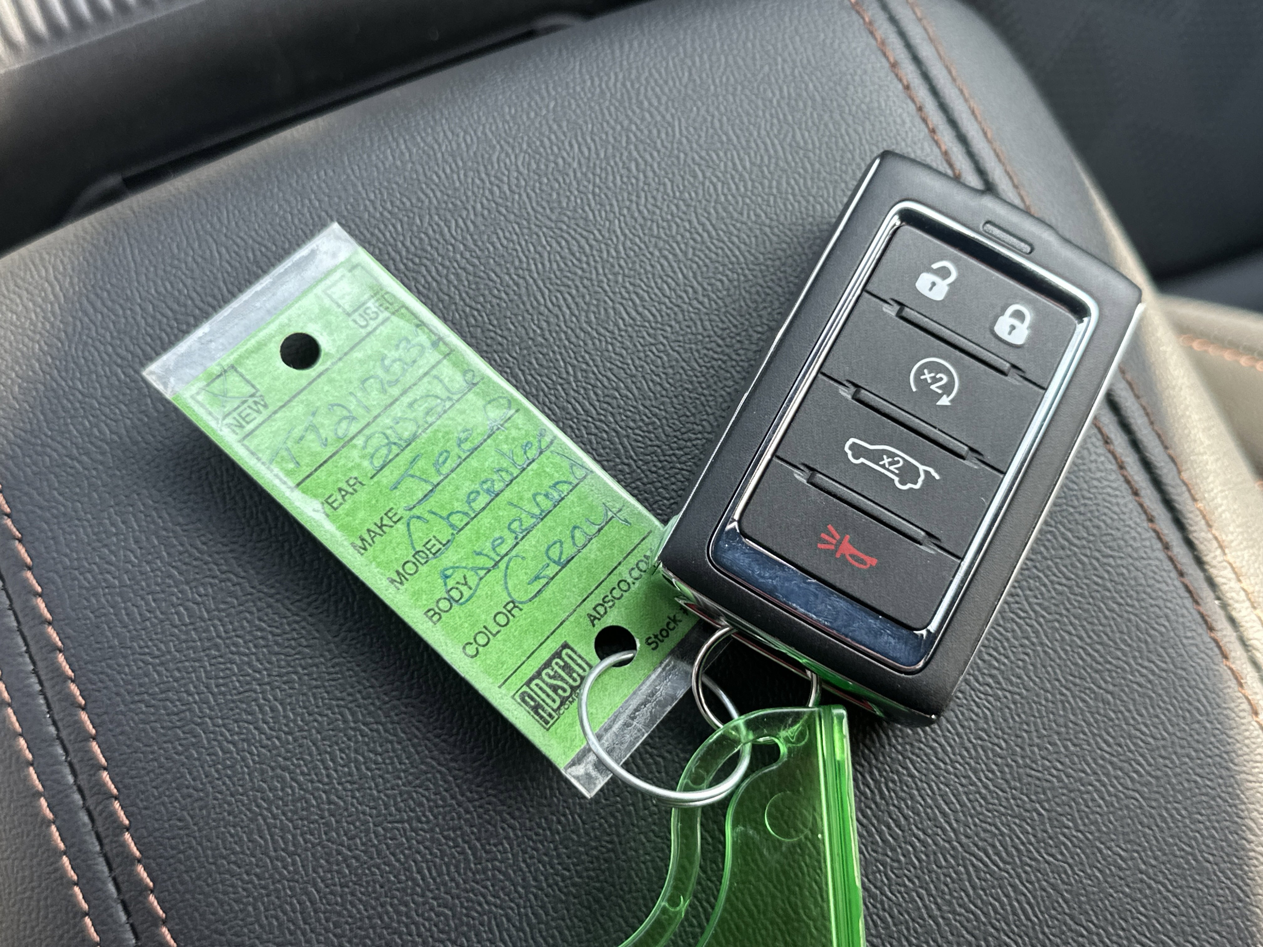 New 2026 Jeep Cherokee Overland image 3