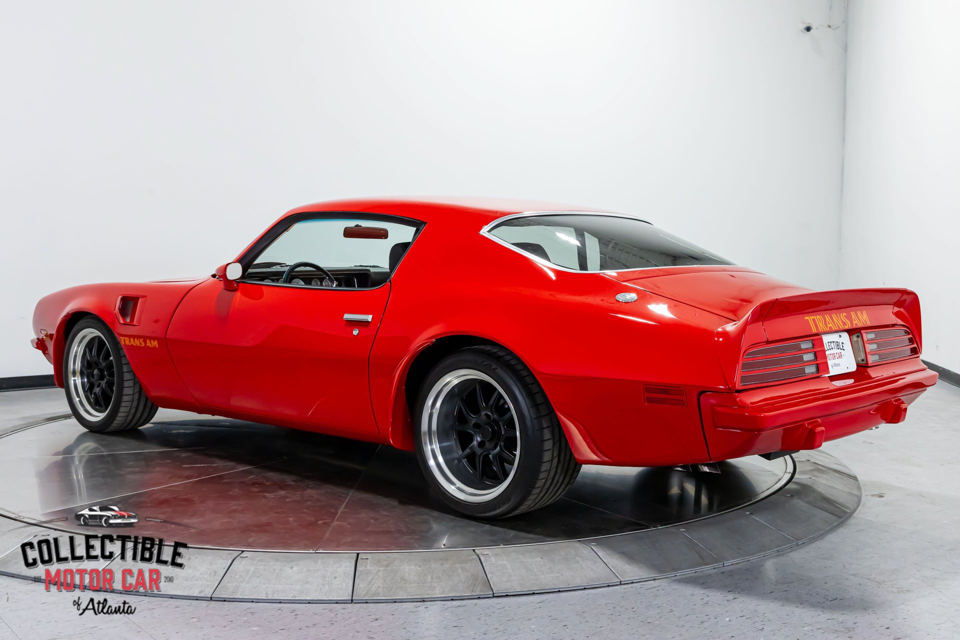 Used 2013 Chevrolet Camaro SS w/ SS Performance Package RWD image 13