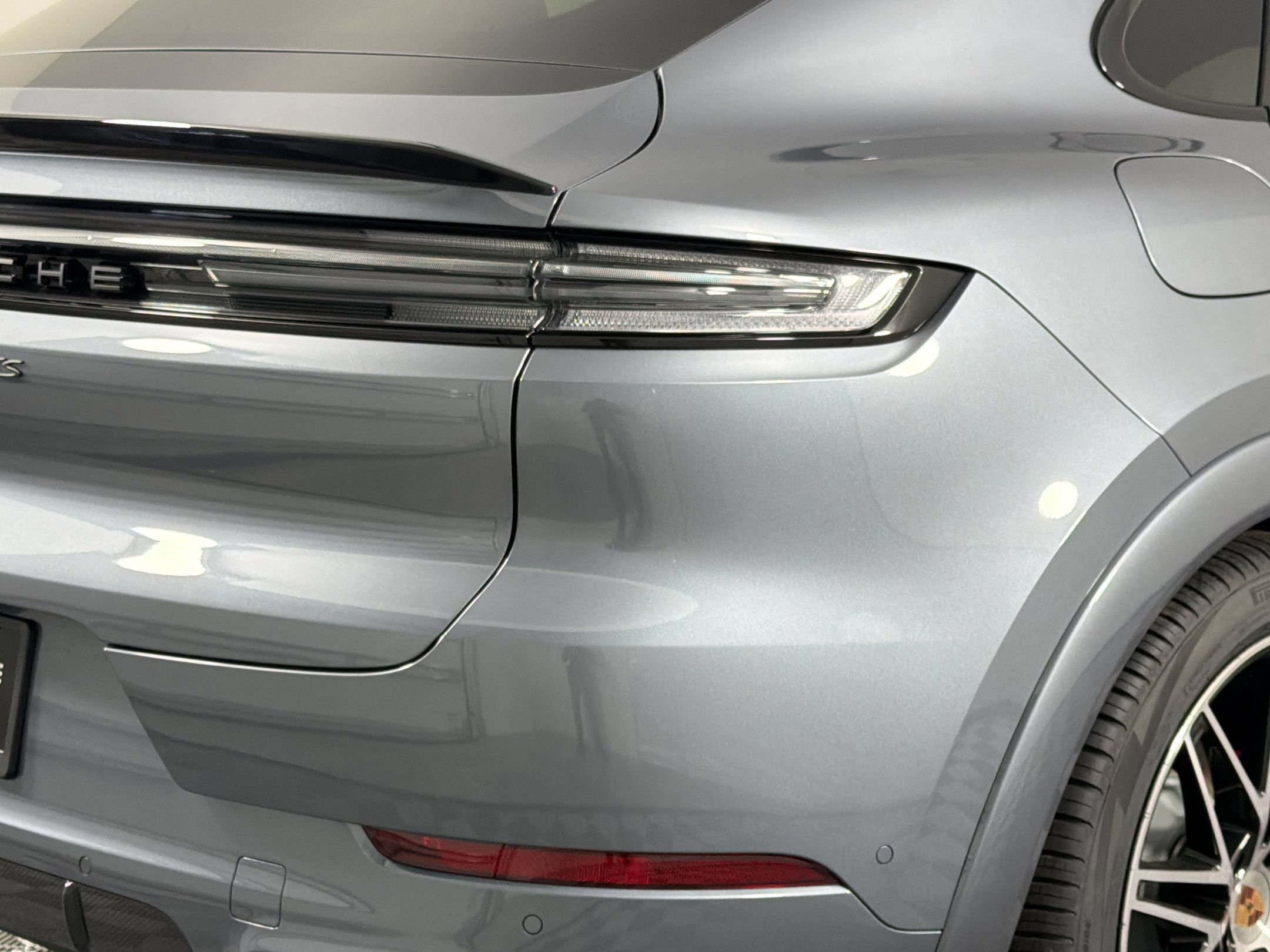 New 2026 Porsche Cayenne GTS AWD/4WD image 25