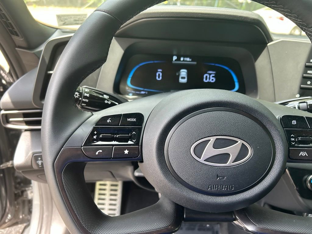 Certified 2026 Hyundai Elantra SEL Sport Premium FWD image 23