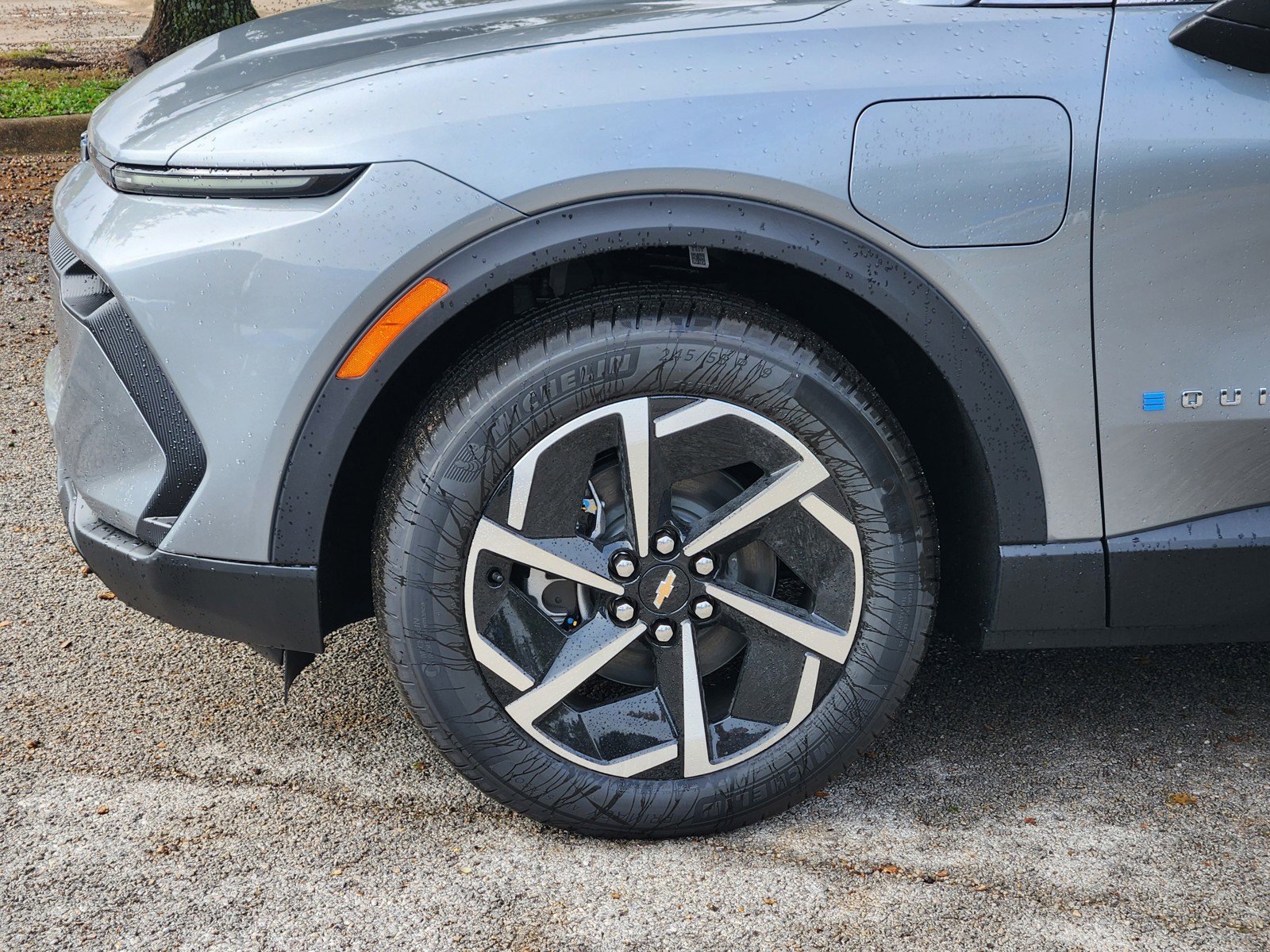 New 2026 Chevrolet Equinox EV LT image 5