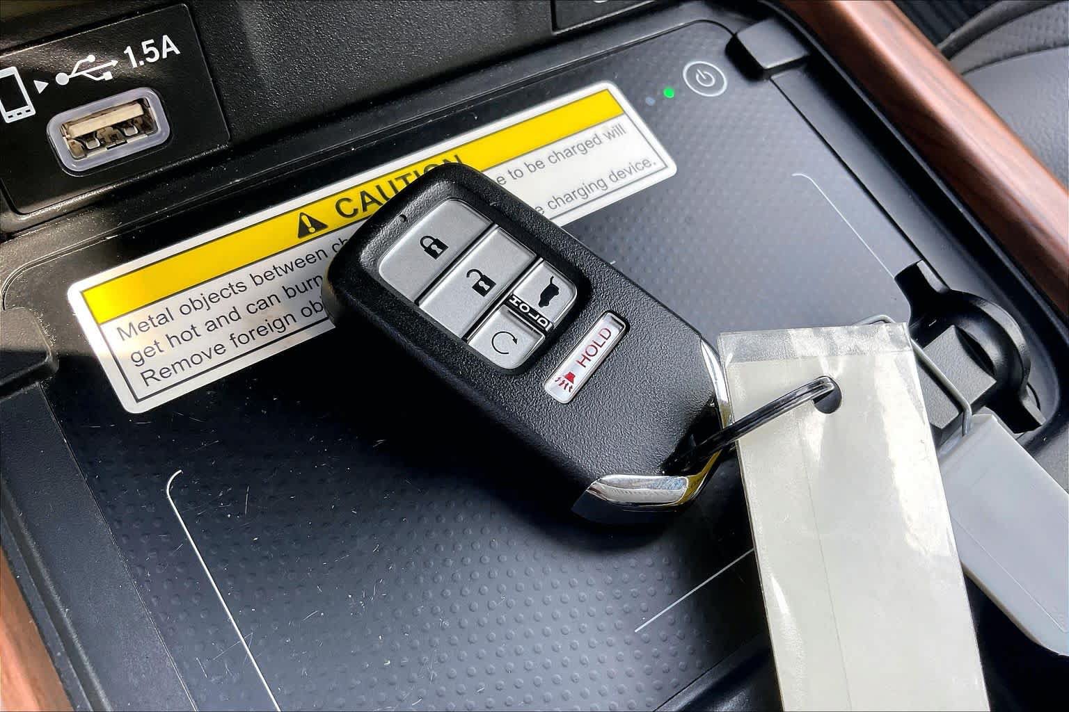 Used 2022 Honda CR-V Touring image 14