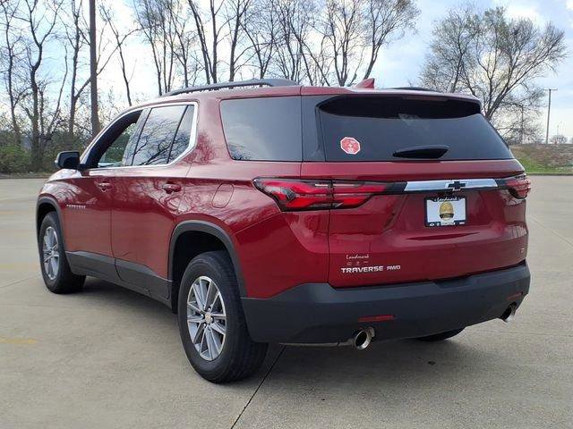 Used 2023 Chevrolet Traverse LT image 3