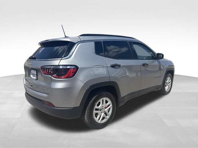 Used 2021 Jeep Compass Sport w/ Cold Weather Group FWD image 9