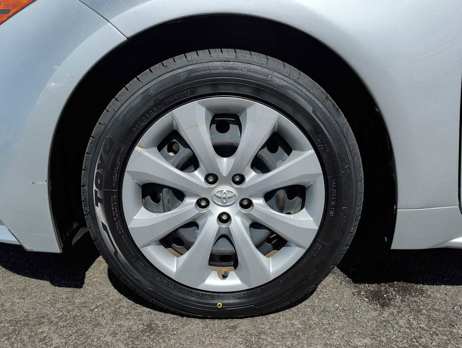 Used 2023 Toyota Corolla LE image 17