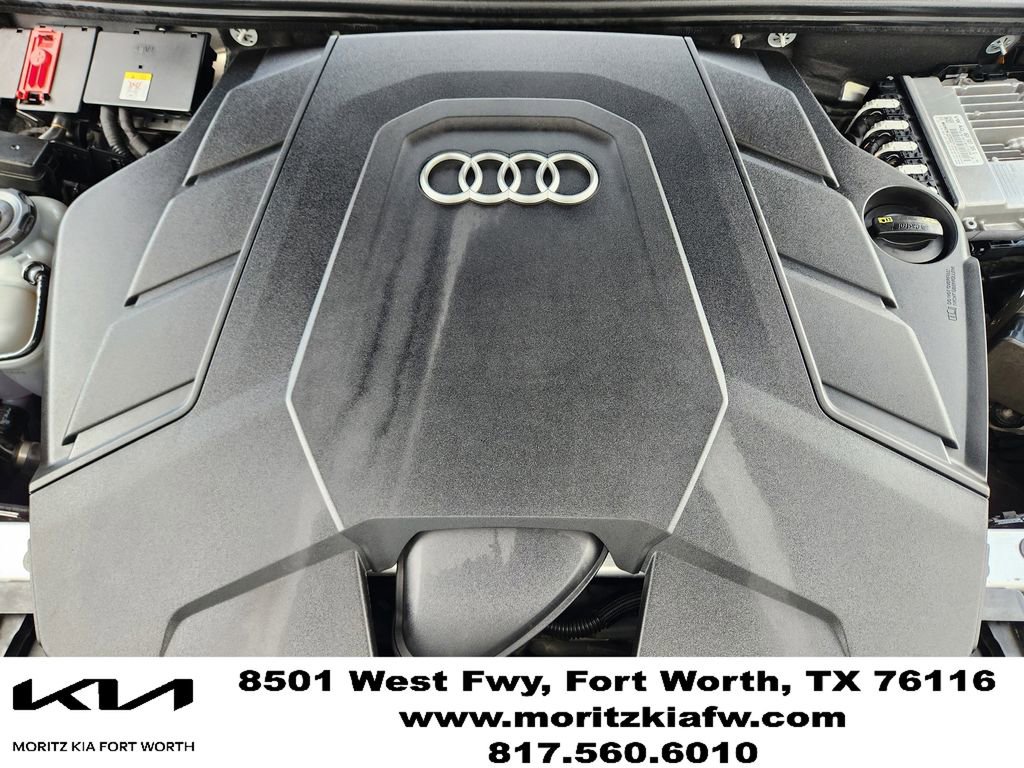 Used 2020 Audi Q8 Premium AWD/4WD image 30