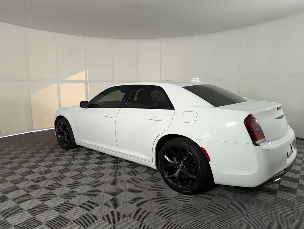 Certified 2022 Chrysler 300 S w/ Safetytec Plus Group image 7