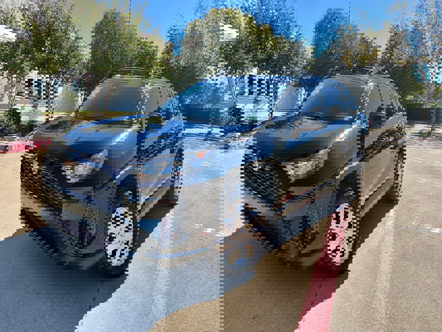 Used 2019 Toyota RAV4 LE