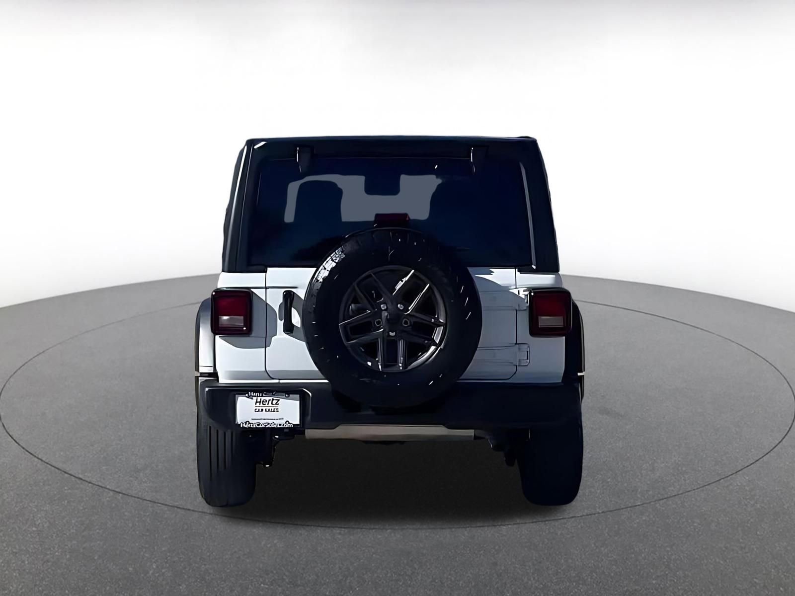 Used 2025 Jeep Wrangler Sport S image 11