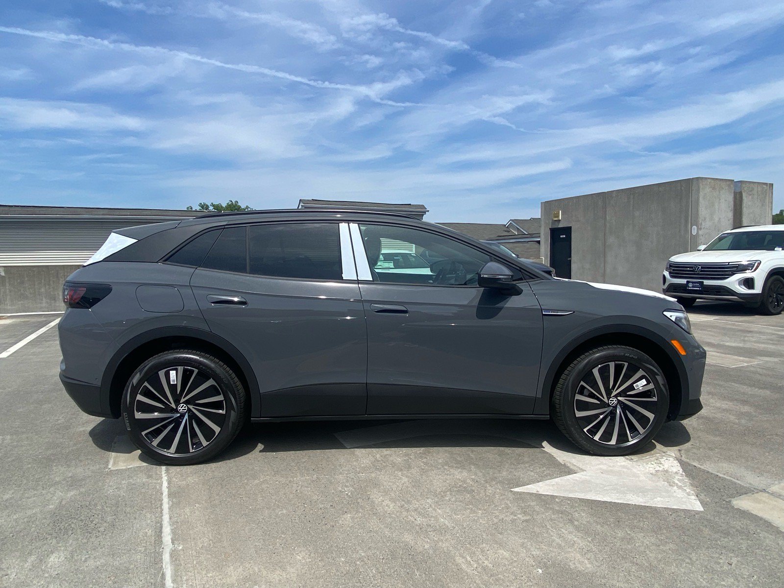 New 2026 Volkswagen ID.4 Pro AWD/4WD image 2