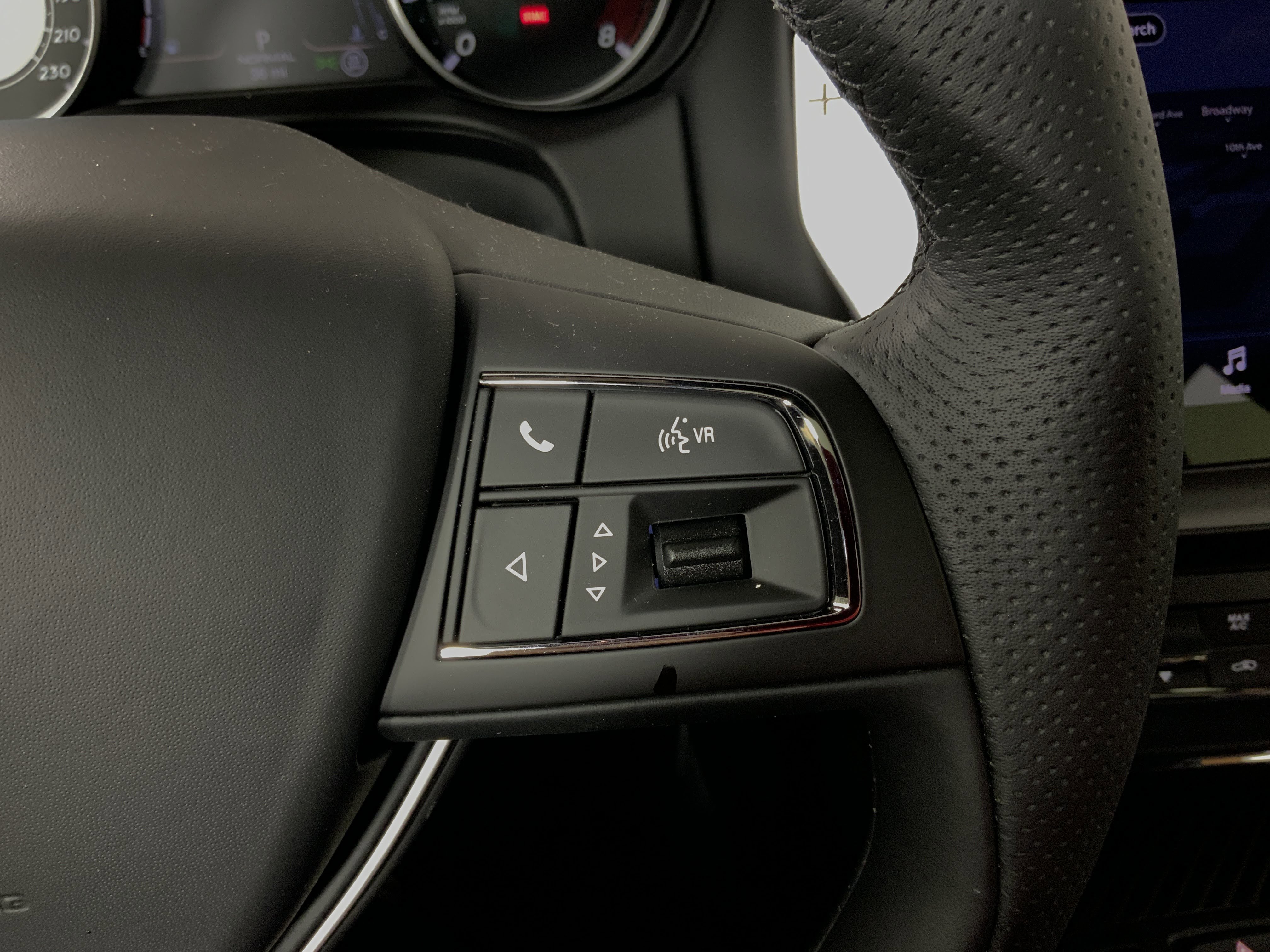 Used 2024 Maserati Ghibli Trofeo image 30