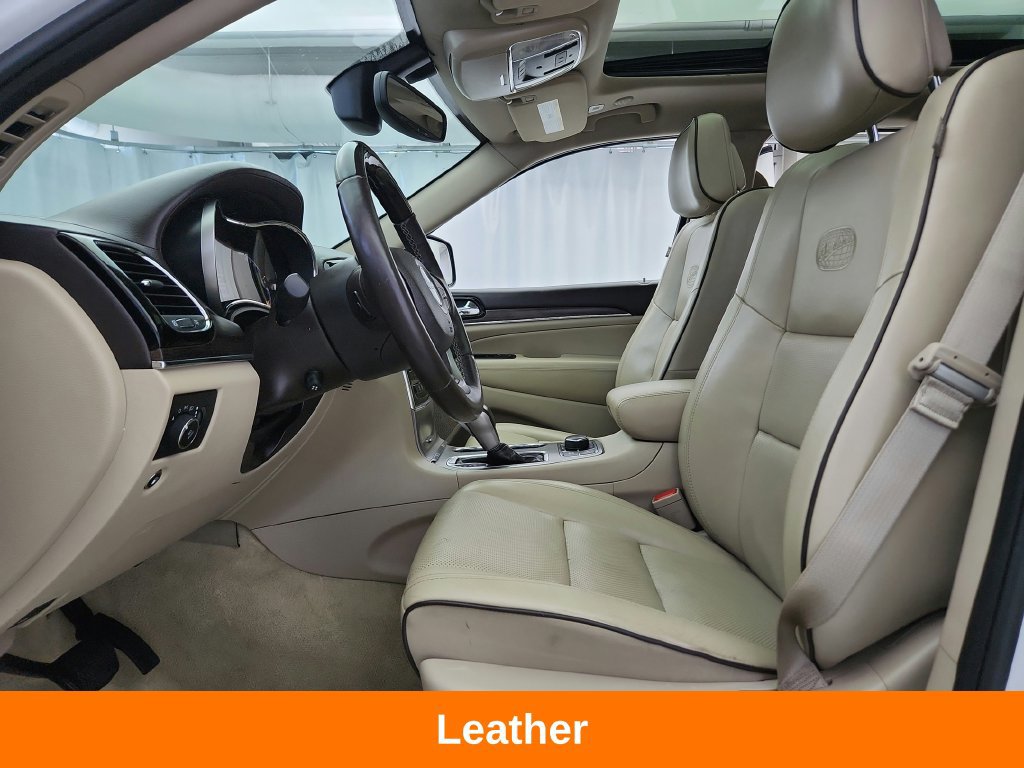 Used 2021 Jeep Grand Cherokee Overland AWD/4WD image 11