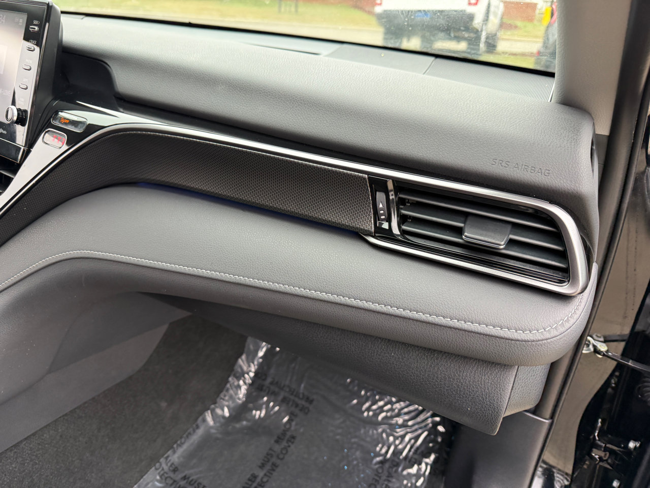 Used 2023 Toyota Camry XSE image 28