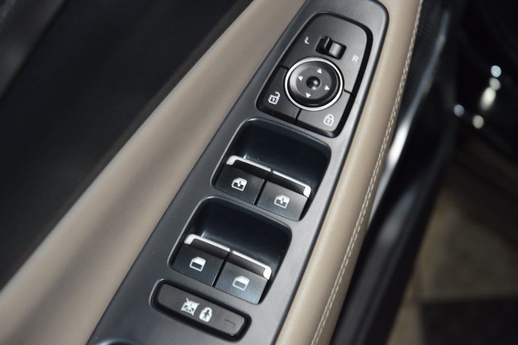 Used 2020 Hyundai Santa Fe SEL w/ Convenience + Premium Package image 49