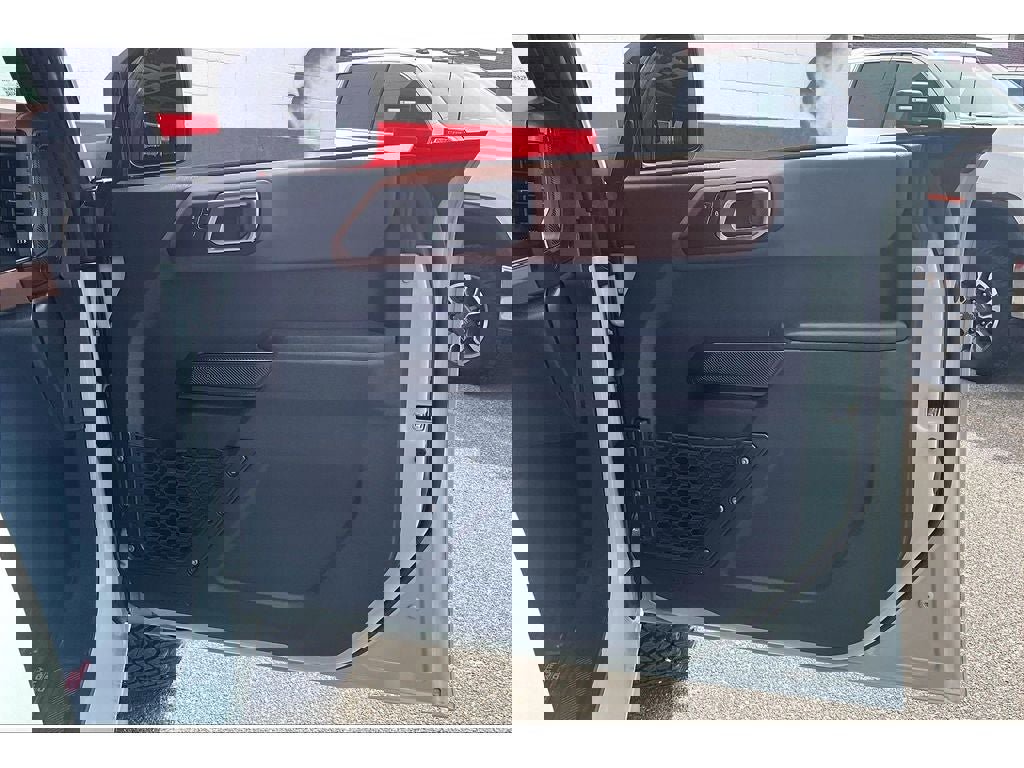 Used 2024 Ford Bronco Outer Banks image 20