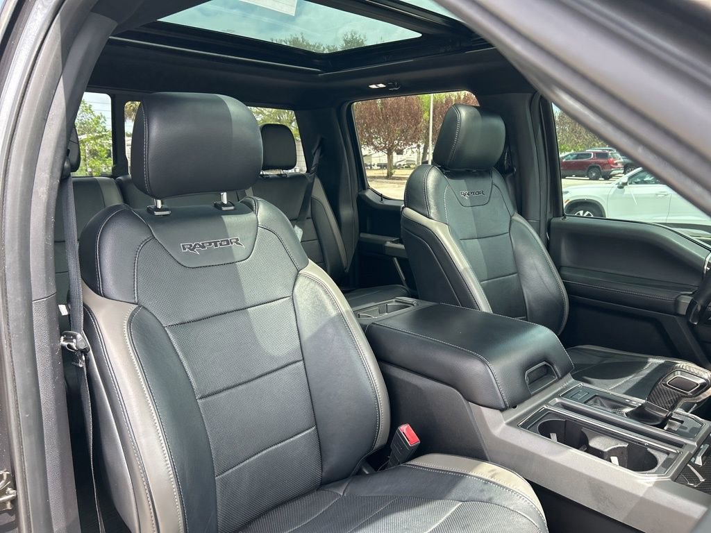 Used 2018 Ford F150 Raptor w/ Equipment Group 802A Luxury image 44