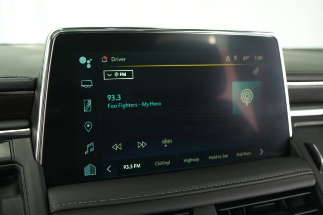 Used 2024 Chevrolet Tahoe Z71 w/ Luxury Package image 45