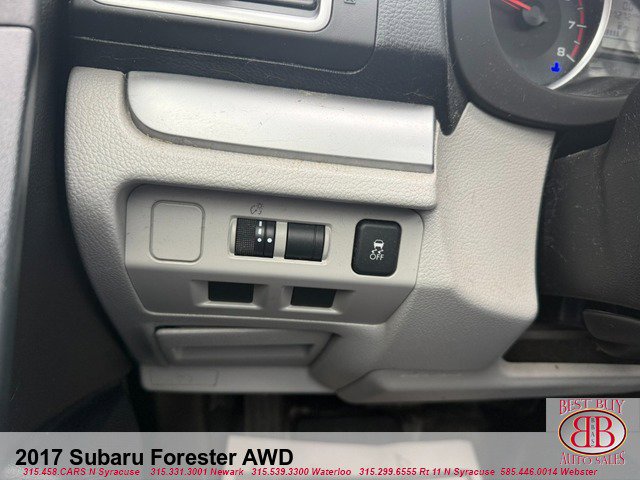 Used 2017 Subaru Forester 2.5i Premium w/ All-Weather Package image 7