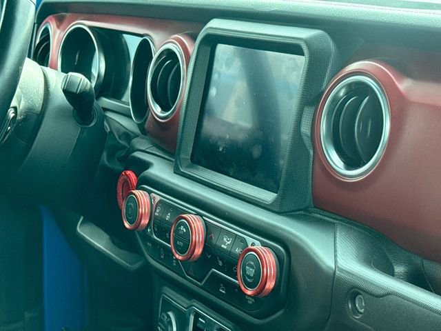 Used 2023 Jeep Gladiator Rubicon w/ Cold Weather Group image 14