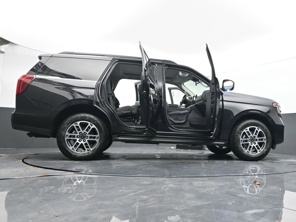 New 2026 Ford Expedition Active image 72