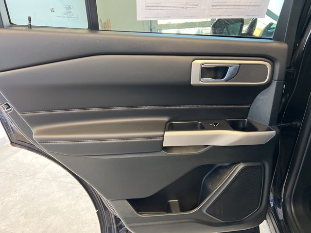 Used 2024 Ford Explorer XLT w/ Class IV Trailer Tow Package image 13