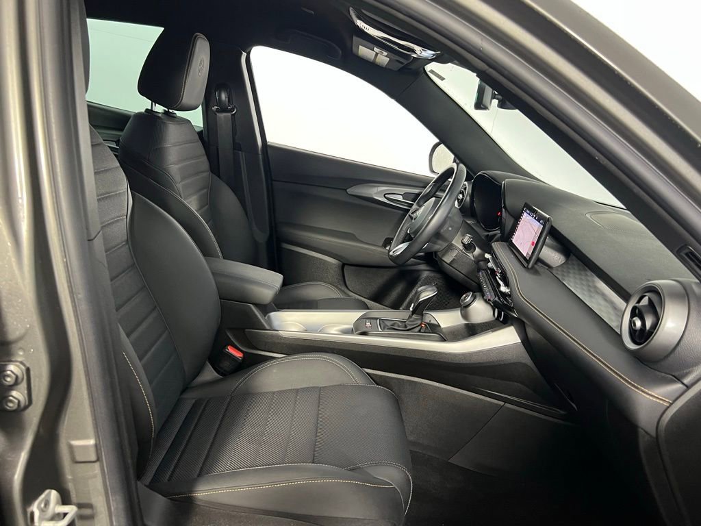 Used 2024 Alfa Romeo Tonale Ti w/ Active Assist Package image 30