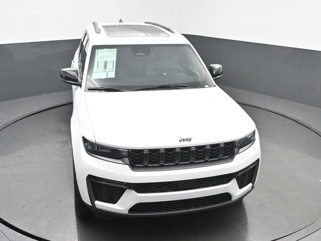 New 2026 Jeep Grand Cherokee L Limited w/ Limited Altitude Package AWD/4WD image 44