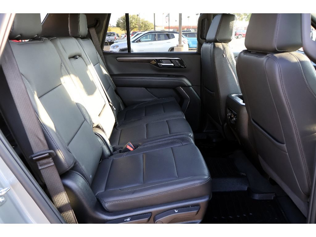 Used 2025 Chevrolet Tahoe Z71 AWD/4WD image 20