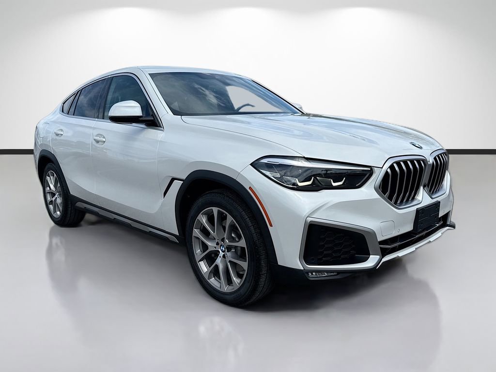 Used 2021 BMW X6 sDrive40i w/ Premium Package image 1