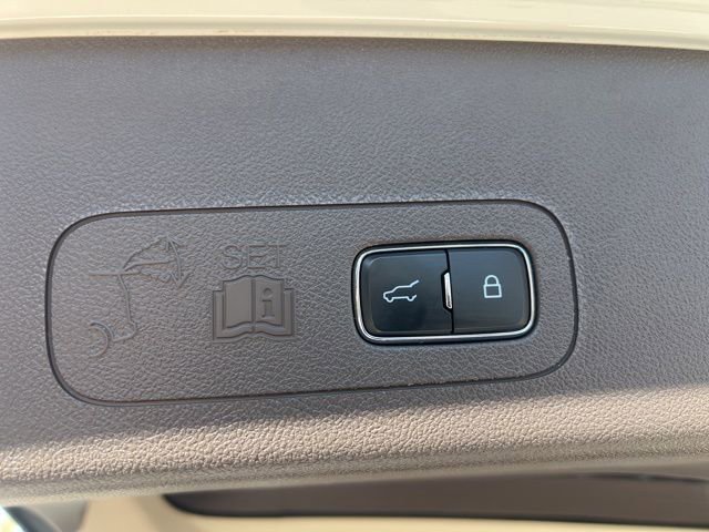 Used 2023 Lincoln Aviator Reserve w/ Equipment Group 201A image 25