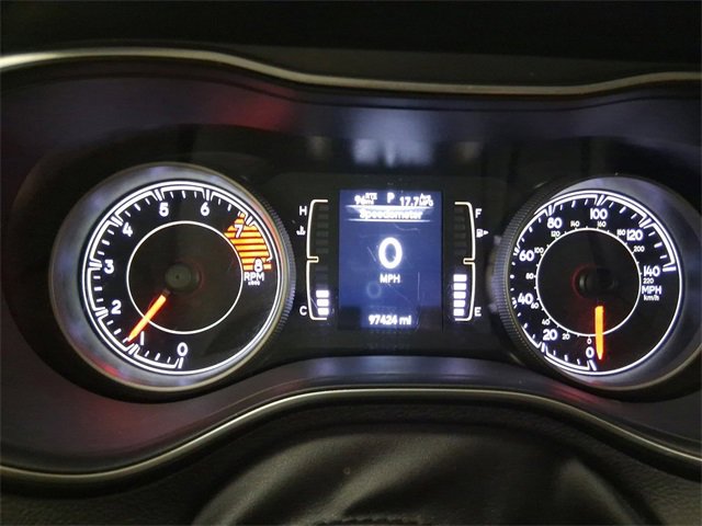 Used 2019 Jeep Cherokee Latitude Plus image 25