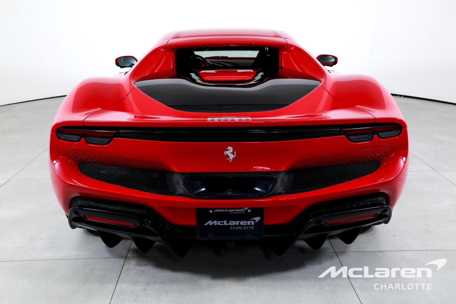 Used 2023 Ferrari 296 GTB RWD image 7