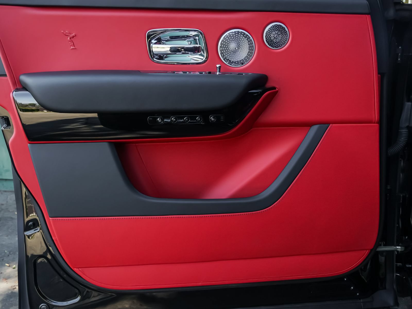 New 2026 Rolls-Royce Cullinan AWD/4WD image 32