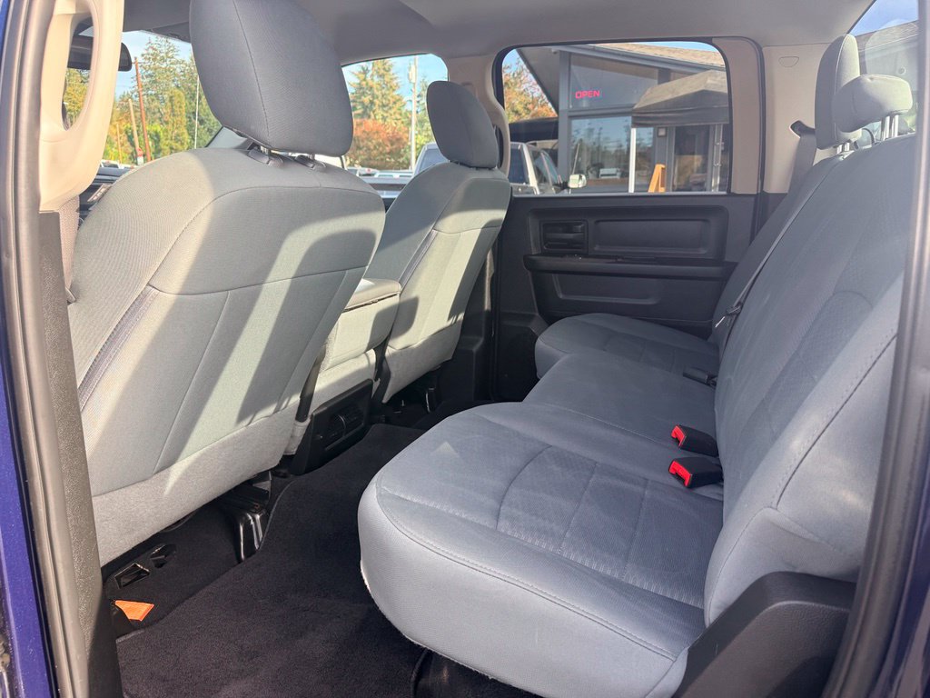 Used 2019 RAM 1500 ST w/ SXT Appearance Group AWD/4WD image 31