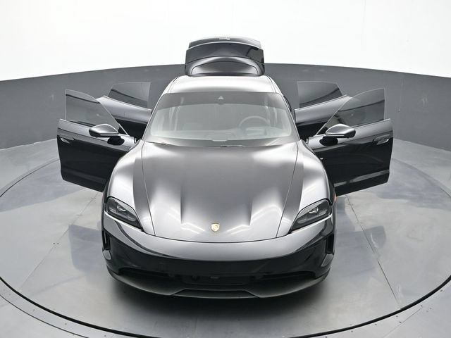 Certified 2025 Porsche Taycan AWD/4WD image 32