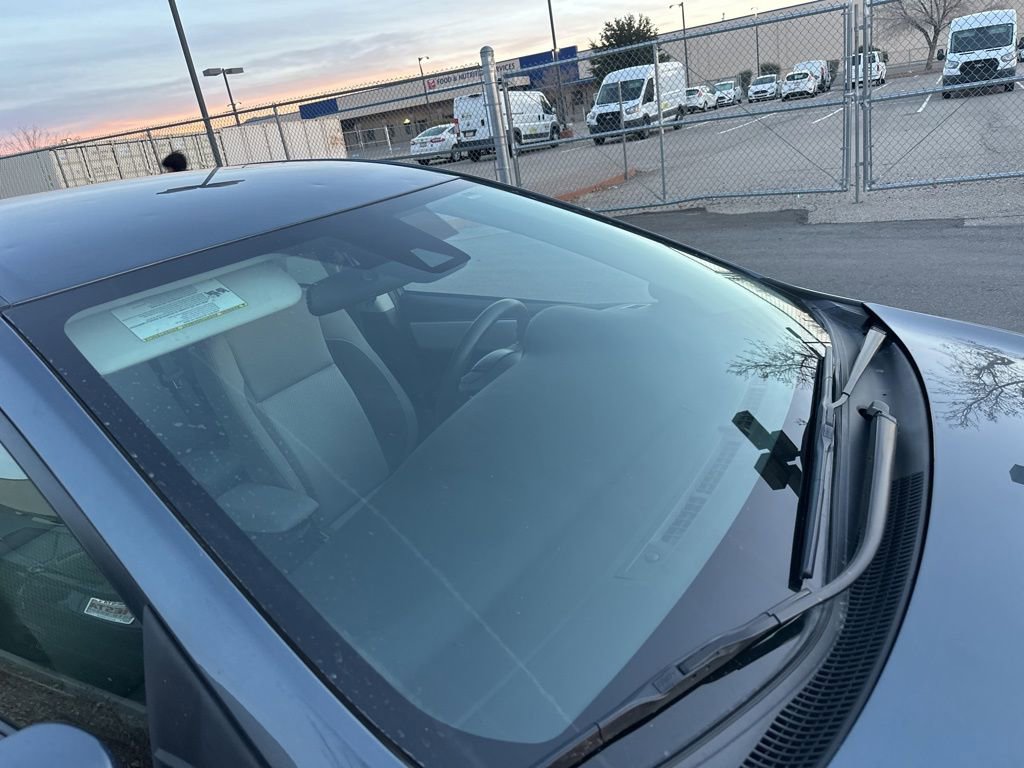 Used 2019 Toyota Corolla LE image 5