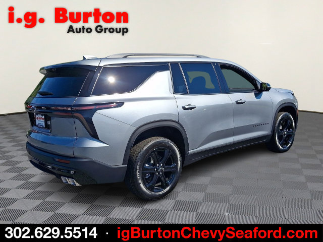 New 2027 Chevrolet Traverse LT w/ Midnight/Sport Edition FWD image 4