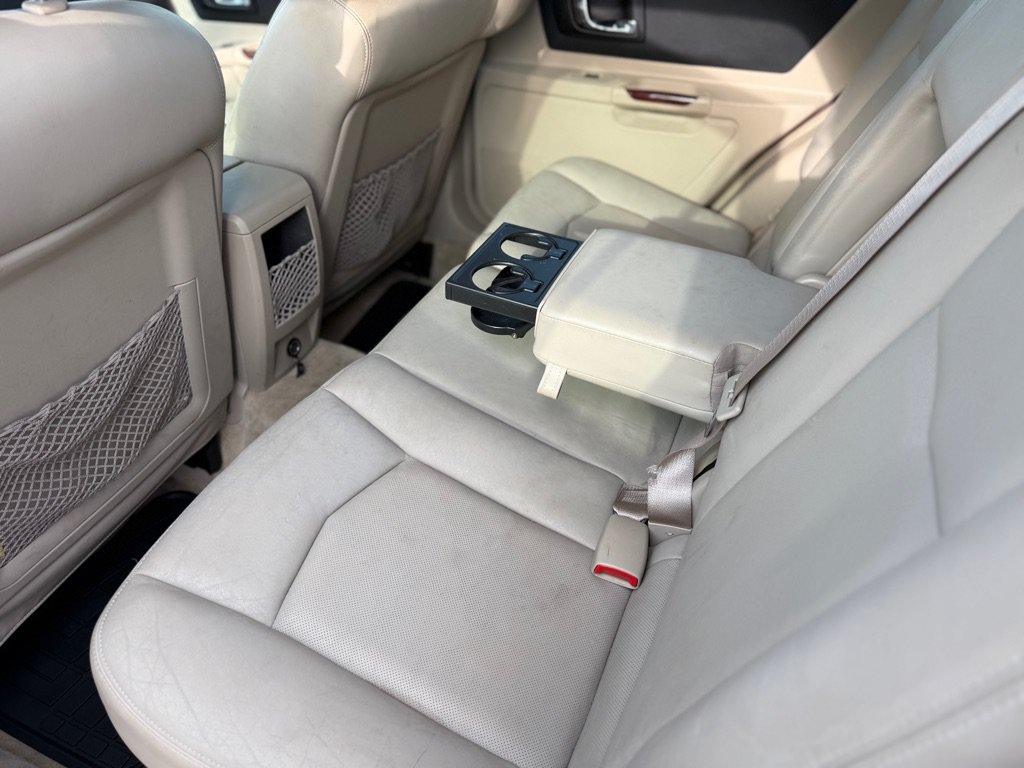 Used 2004 Cadillac SRX w/ Preferred Equipment Group RWD image 16