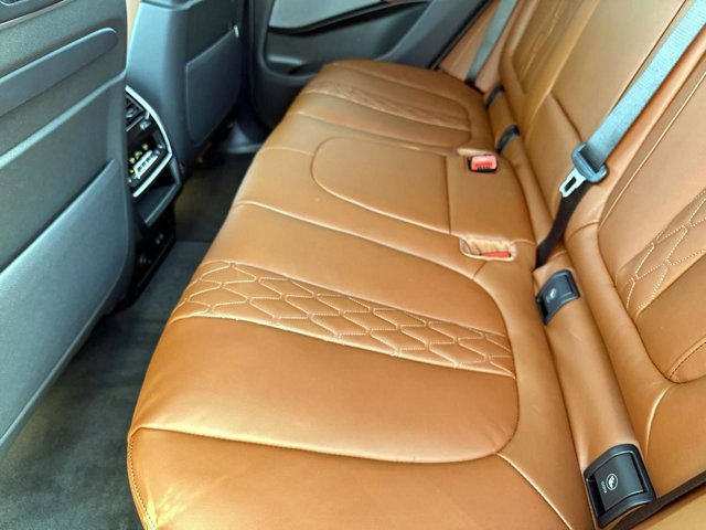 New 2026 BMW X5 xDrive40i w/ Executive Package image 14