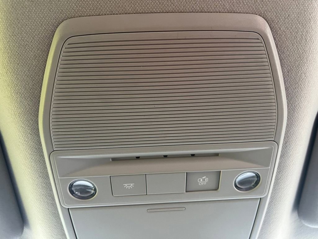 New 2026 Nissan Sentra SV w/ Floor Mat Package FWD image 7