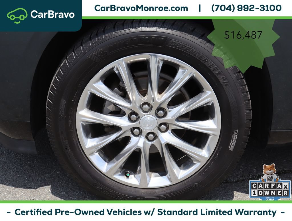 Certified 2019 Buick Enclave Essence FWD image 12